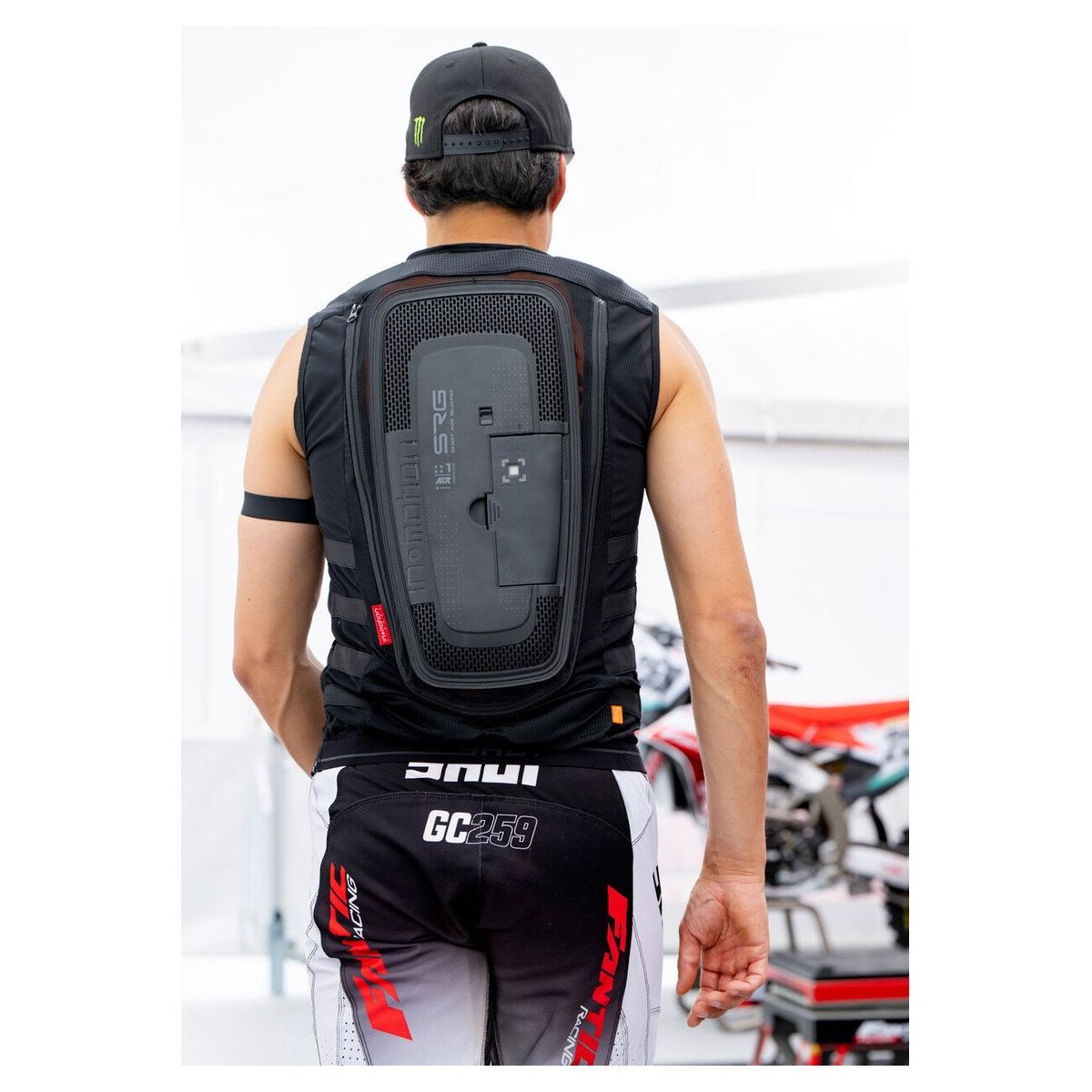 Gilet de protection SHOT Airbag SRG - Noir